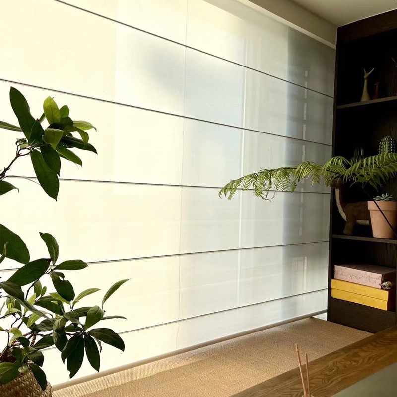 stores romains motoris&eacute;s t&eacute;l&eacute;command&eacute;s