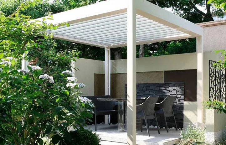 Auvent en métal Télécommandé Gazebo Louvre Toit Patio Couverture Aluminium Pergola Moderne pour Parasol
