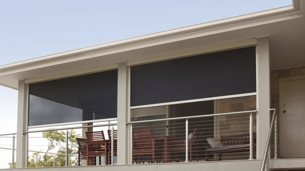 Protégez vos meubles de patio et votre décor avec des stores à enroulement